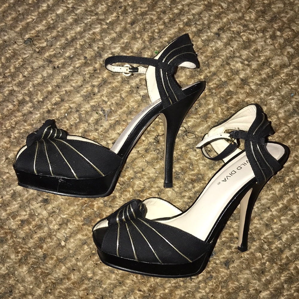 Wild Diva Black and Gold Ankle Strap Heels